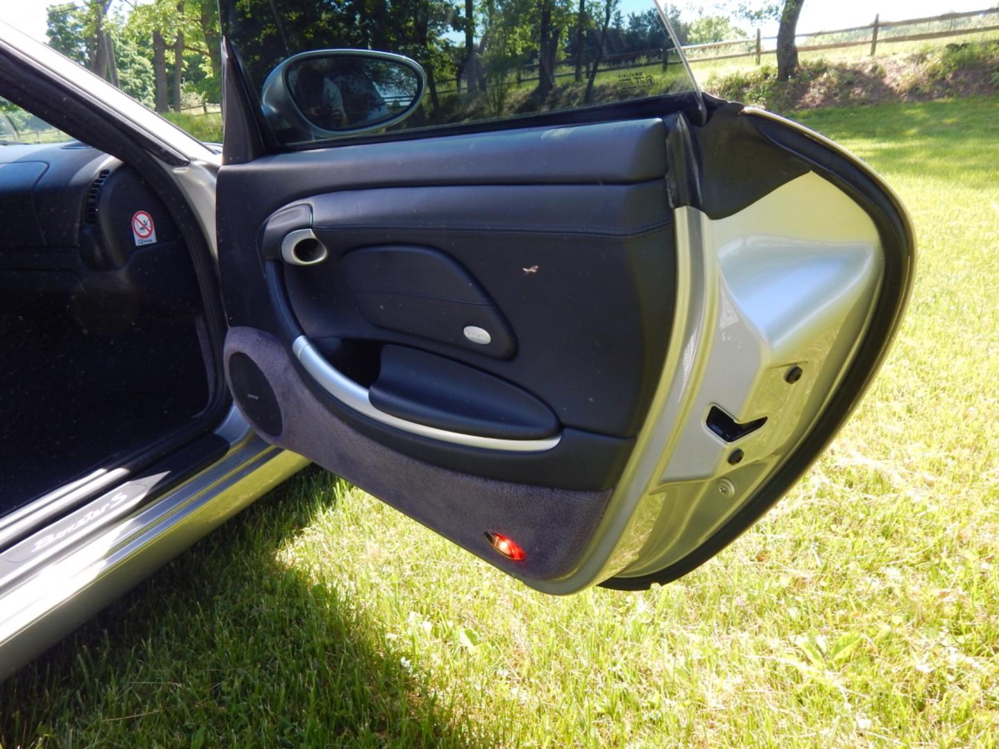 2003 Silver /Blue Leather Porsche Boxster S (WP0CB29873U) with an 3.2L H6 DOHC 24V engine, 6 speed manual transmission, located at 6528 Lower York Road, New Hope, PA, 18938, (215) 862-9555, 40.358707, -74.977882 - Here we have a beautiful Porsche Boxster S with only 18,200 miles that is in pristine condition. This Porsche runs and drives like it did when it was brand new. Options on this beautiful convertible include: 3.2L 6 cylinder engine, rear wheel drive, 6 speed manual transmission, blue leather, 2 mast - Photo#38